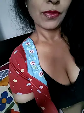 Deepa Sharma143 online show from 11/02/25, 01:43