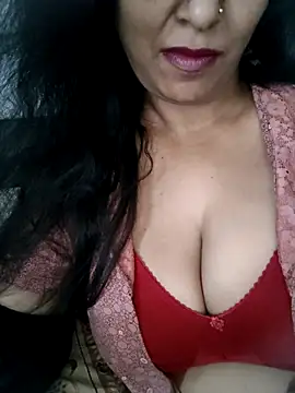 Snapshot of Deepa_Sharma143 chatting on 04/21/26, 01:42 Deepa Sharma143 online show from 04/21/26, 01:42
