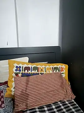 Deepa Sharma143 online show from 10/30/25, 01:37