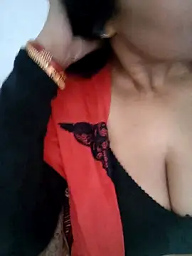 Snapshot of Deepa_Sharma143 chatting on 04/18/26, 02:03 Deepa Sharma143 online show from 04/18/26, 02:03