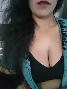 Snapshot of Deepa_Sharma143 chatting on 05/22/26, 01:58 Deepa Sharma143 online show from 05/22/26, 01:58