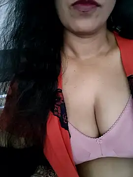 Snapshot of Deepa_Sharma143 chatting on 04/28/26, 02:27 Deepa Sharma143 online show from 04/28/26, 02:27
