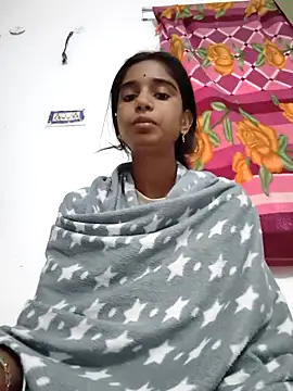 Hot-Soniya2 online show from 11/07/25, 03:33