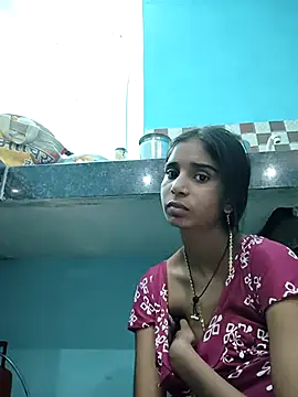 Hot-Soniya2 online show from 11/16/25, 04:50