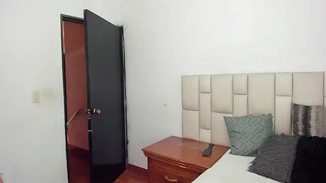 BiancaMoreti online show from 06/04/26, 04:00