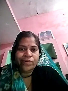 Snapshot of Hot_babli54 chatting on 11/25/25, 04:57 Hot babli54 online show from 11/25/25, 04:57