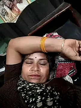 Snapshot of Hot_babli54 chatting on 10/27/25, 11:16 Hot babli54 online show from 10/27/25, 11:16