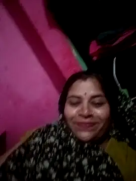 Snapshot of Hot_babli54 chatting on 10/06/25, 07:58 Hot babli54 online show from 10/06/25, 07:58