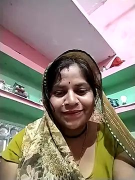 Snapshot of Hot_babli54 chatting on 10/21/25, 06:18 Hot babli54 online show from 10/21/25, 06:18