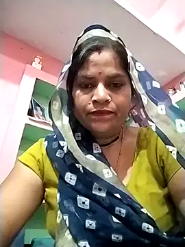 Snapshot of Hot_babli54 chatting on 10/19/25, 04:26 Hot babli54 online show from 10/19/25, 04:26