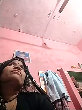 Snapshot of Hot_babli54 chatting on 11/27/25, 04:40 Hot babli54 online show from 11/27/25, 04:40