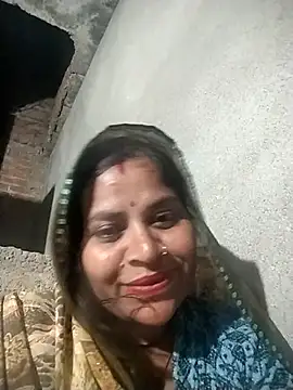 Snapshot of Hot_babli54 chatting on 12/16/25, 04:33 Hot babli54 online show from 12/16/25, 04:33