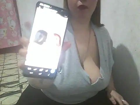 bellita13 online show from 09/13/25, 10:15