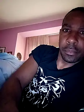 estrogeni online show from 04/17/26, 06:16