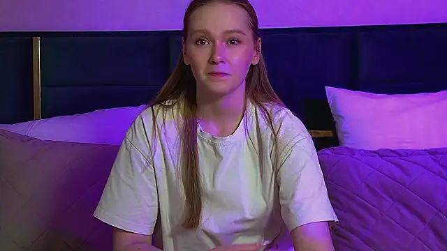 AgataFoxley online show from 02/20/26, 06:32