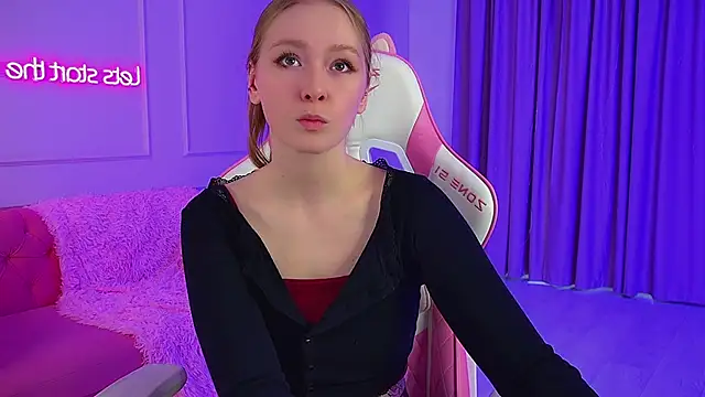 AgataFoxley online show from 02/23/26, 06:25