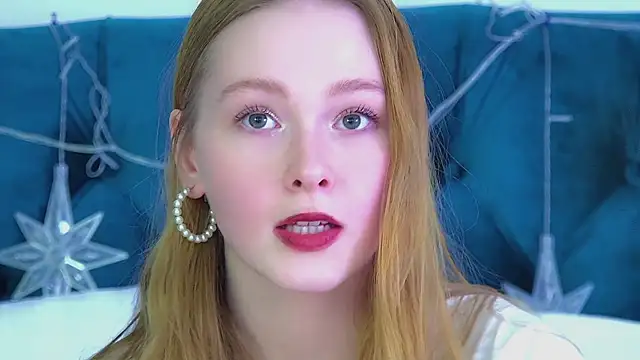 AgataFoxley online show from 12/17/25, 06:13