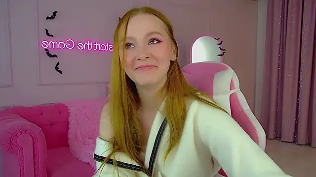 AgataFoxley online show from 10/20/25, 07:09