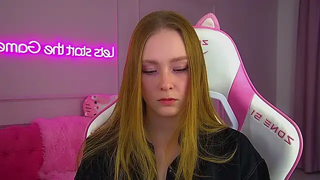 AgataFoxley online show from 11/24/25, 07:30