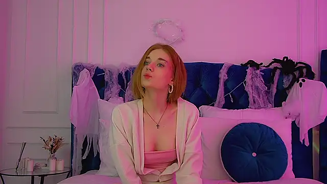 MelissaBauch online show from 11/01/25, 06:24