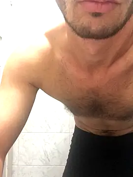 Snapshot of David952015 chatting on 10/07/25, 03:02 David952015 online show from 10/07/25, 03:02