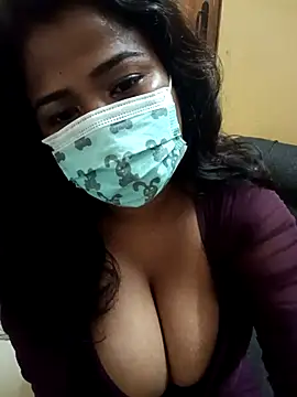 Snapshot of HAANNIAA chatting on 10/19/25, 05:48 HAANNIAA online show from 10/19/25, 05:48