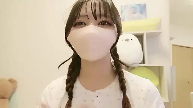 JP Momo o0 online show from 09/10/25, 07:18