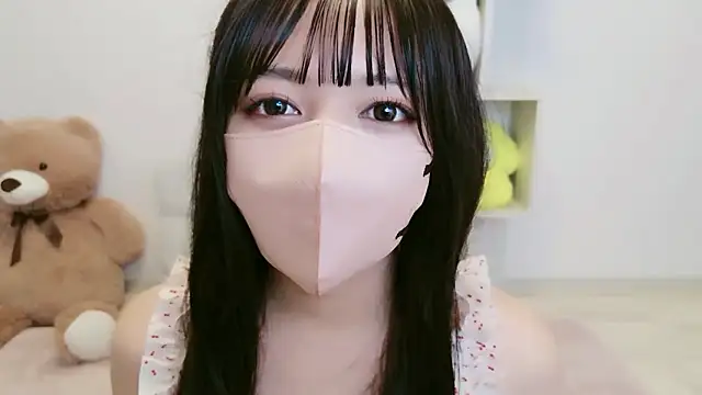 JP Momo o0 online show from 10/19/25, 12:52