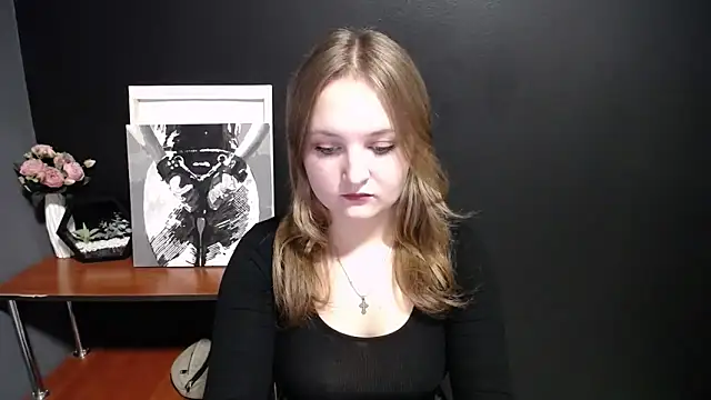 Snapshot of Mystic_nikole chatting on 09/25/25, 12:22 Mystic nikole online show from 09/25/25, 12:22