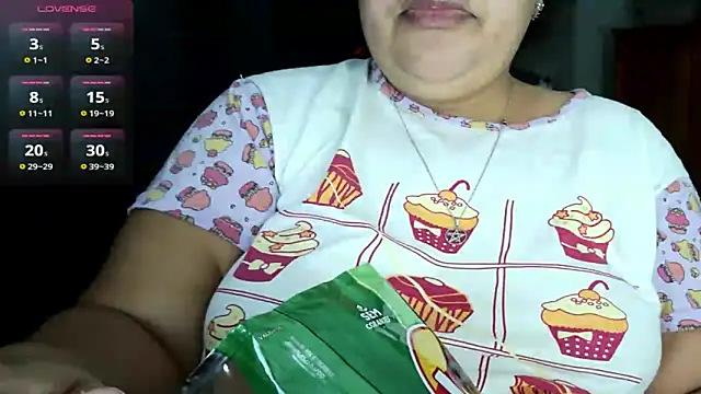 Snapshot of xlatinastar chatting on 05/31/26, 07:14 xlatinastar online show from 05/31/26, 07:14