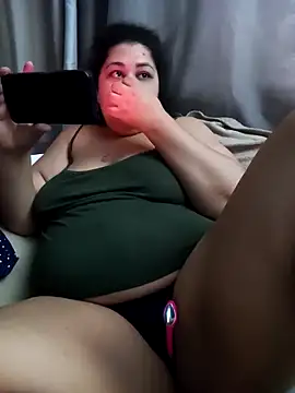 xlatinastar online show from 10/27/25, 03:02