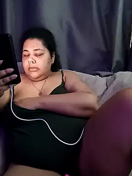 xlatinastar online show from 09/21/25, 04:34