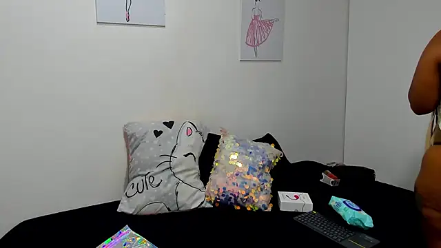 Hill Brownie online show from 09/24/25, 10:55