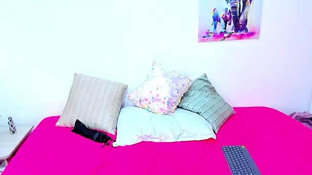 Hill Brownie online show from 09/16/25, 11:33