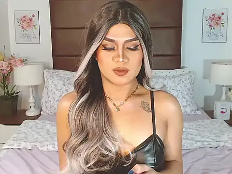 PlayfullBella online show from 04/04/26, 08:26