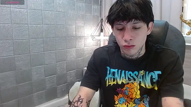 Iantwink18 online show from 11/20/25, 03:18