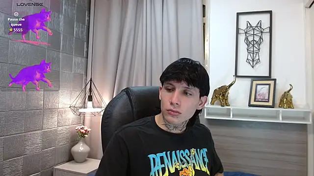 Iantwink18 online show from 10/24/25, 08:08