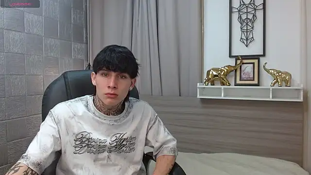 Iantwink18 online show from 02/17/26, 12:30