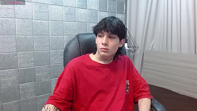 Iantwink18 online show from 12/03/25, 01:06