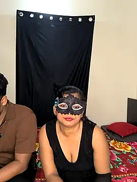 Family02 online show from 11/01/25, 04:45