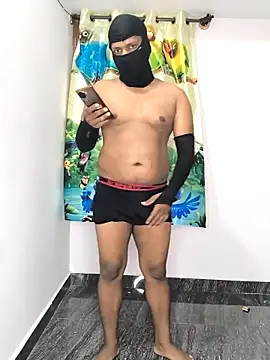 Family02 online show from 04/04/26, 04:35