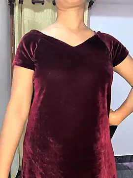 Family02 online show from 02/09/26, 05:00