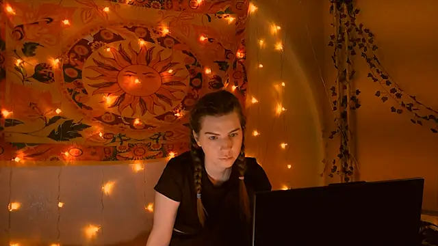 AliceCUNTach online show from 02/04/26, 05:02