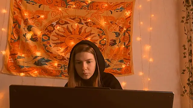 AliceCUNTach online show from 04/11/26, 05:04