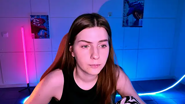 Snapshot of AliceCUNTach chatting on 11/13/25, 05:11 AliceCUNTach online show from 11/13/25, 05:11