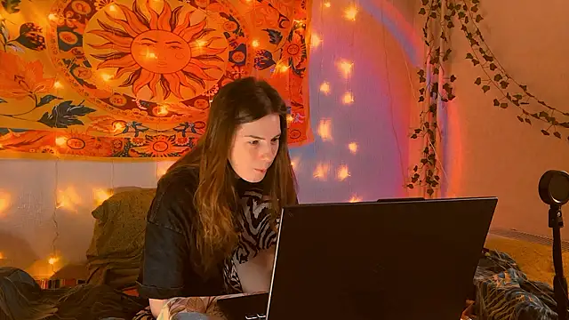 AliceCUNTach online show from 02/11/26, 05:07