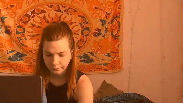 Snapshot of AliceCUNTach chatting on 06/04/26, 05:12 AliceCUNTach online show from 06/04/26, 05:12