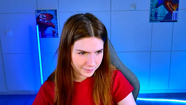 Snapshot of AliceCUNTach chatting on 11/01/25, 05:14 AliceCUNTach online show from 11/01/25, 05:14