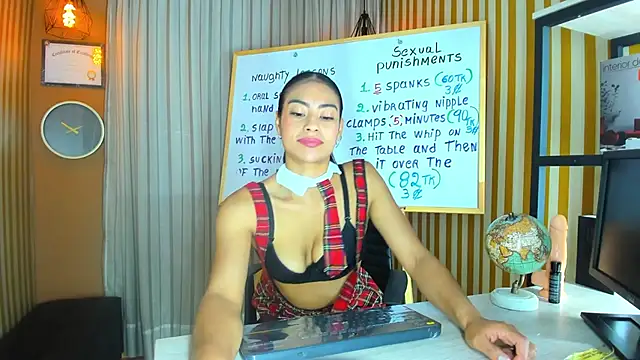 Emily Mitchell online show from 10/06/25, 06:08