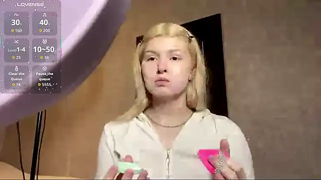 ShontaWasilko online show from 03/04/26, 07:43